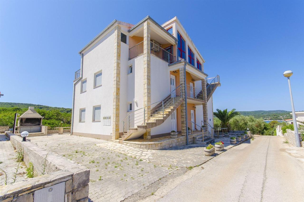 Apartments Kazimir Nečujam Buitenkant foto