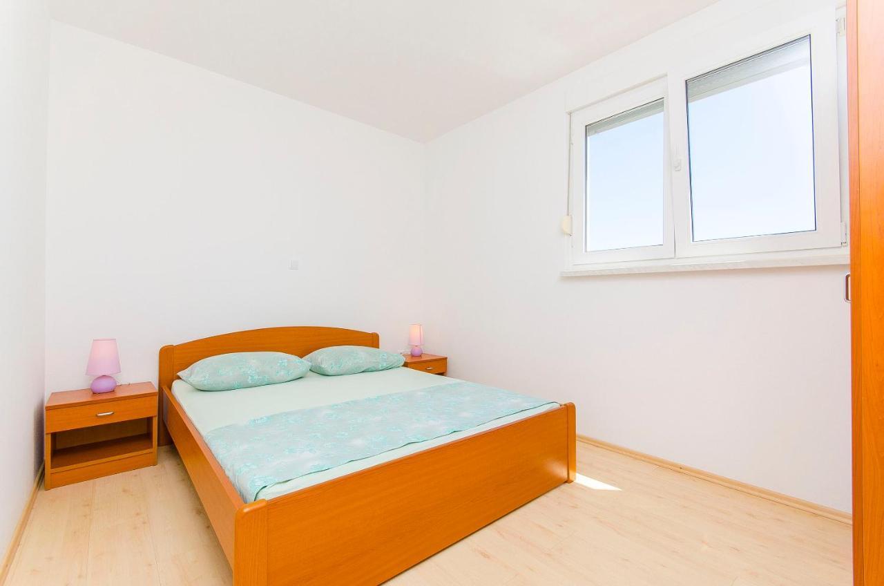 Apartments Kazimir Nečujam Buitenkant foto