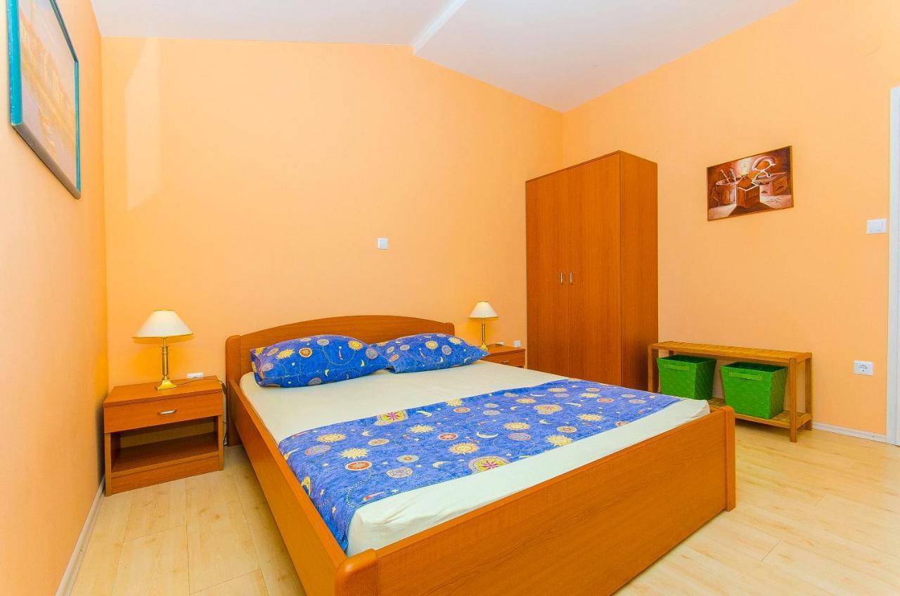 Apartments Kazimir Nečujam Buitenkant foto