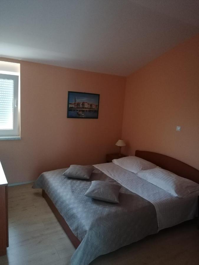 Apartments Kazimir Nečujam Buitenkant foto